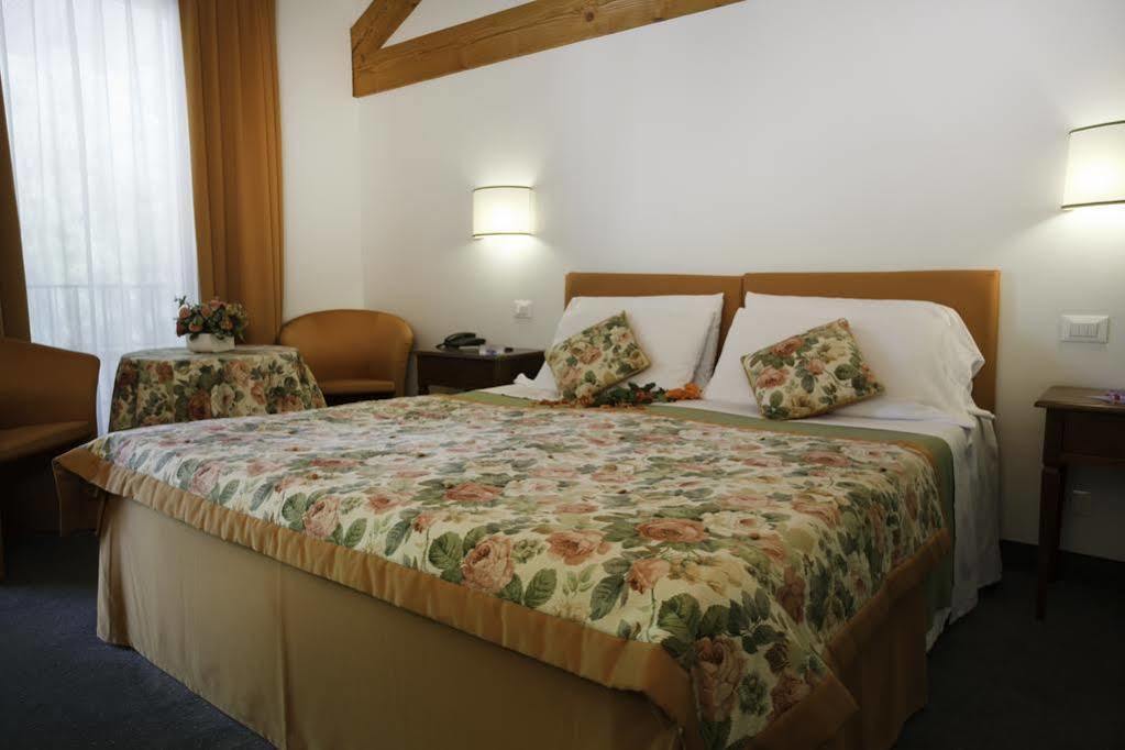 Albergo Al Moretto Castelfranco Veneto Eksteriør billede