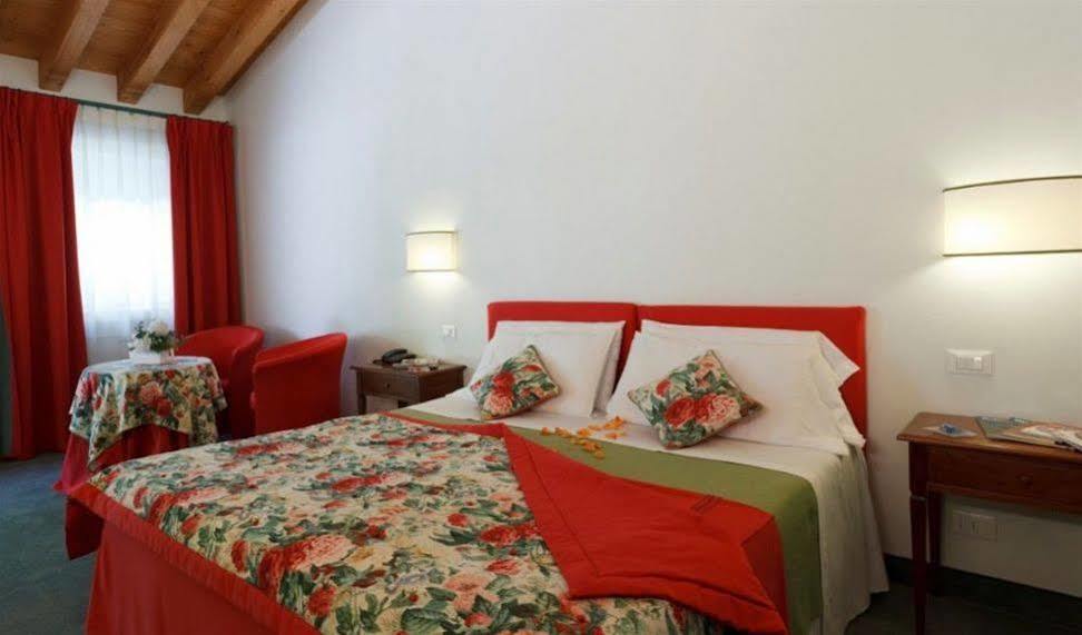 Albergo Al Moretto Castelfranco Veneto Eksteriør billede